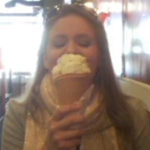 Meet your Posher, Hayley ann